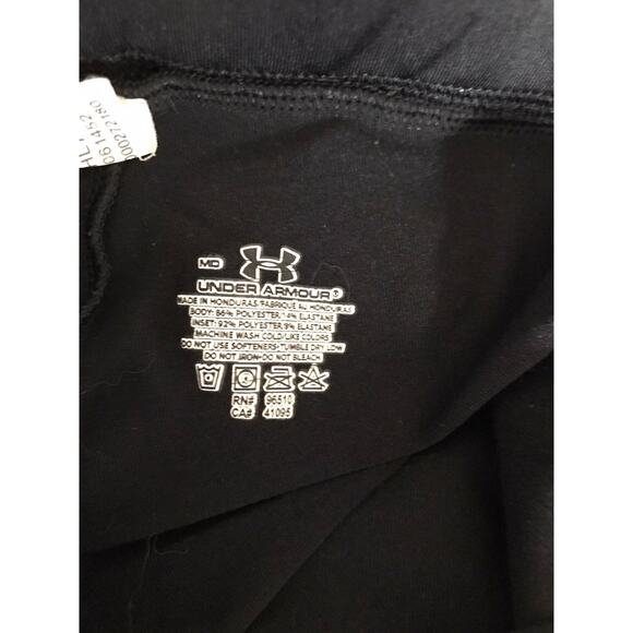 Under armor capris size medium - Picture 5 of 5